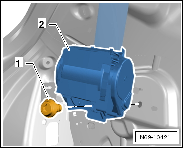 VW UP. Karosserie-Montagearbeiten Innen